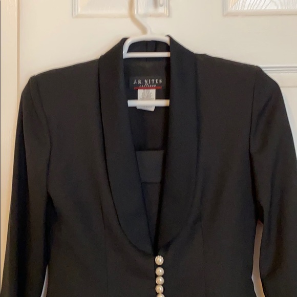 Gorgeous Dress - Picture 3 of 5